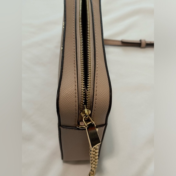 MICHEAL KORS Large Leather Jet Set East West Crossbody, Soft Pink/Gold - Picture 4 of 11